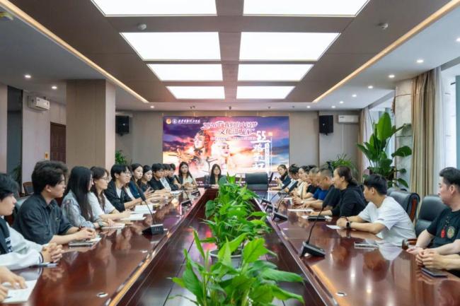 一眼千年丝路 一幕杂技倾城 大型杂技剧《丝路彩虹》走进西安明德理工学院！